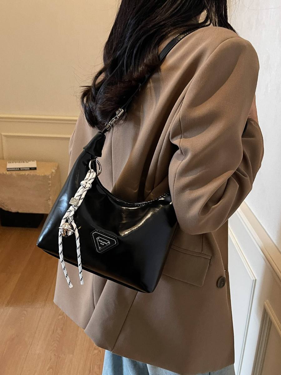 Celebré Hand Bag