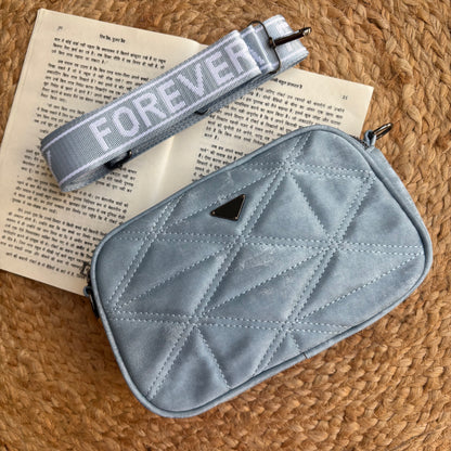 VelviQuilt Broadbelt Bag