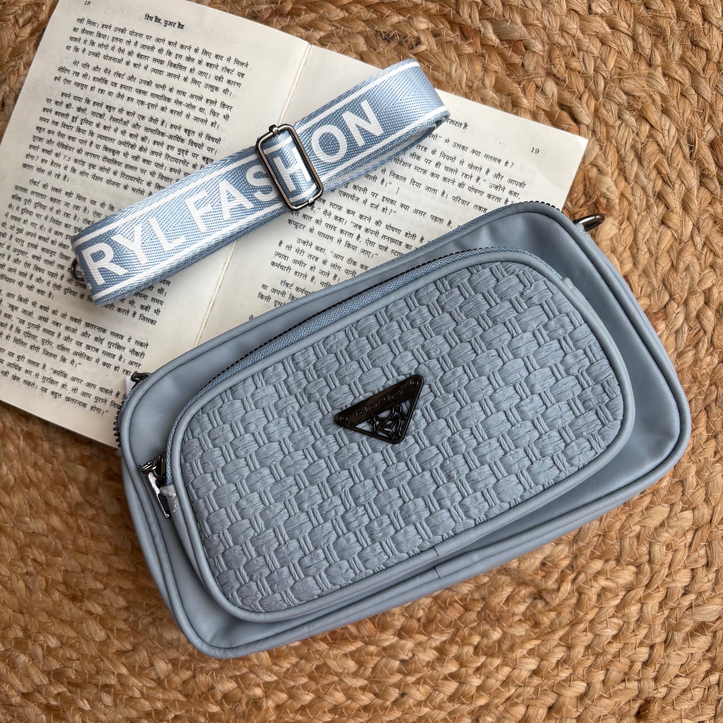 Textura Broadbelt Bag
