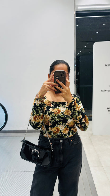 Classy Chain Shoulder bag