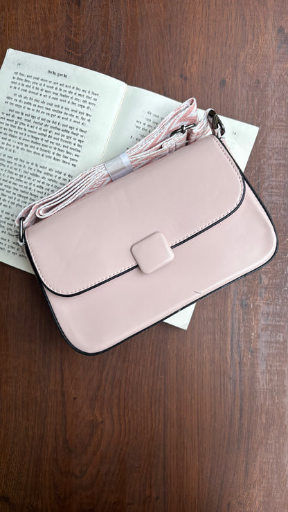 Aura Shoulder Bag