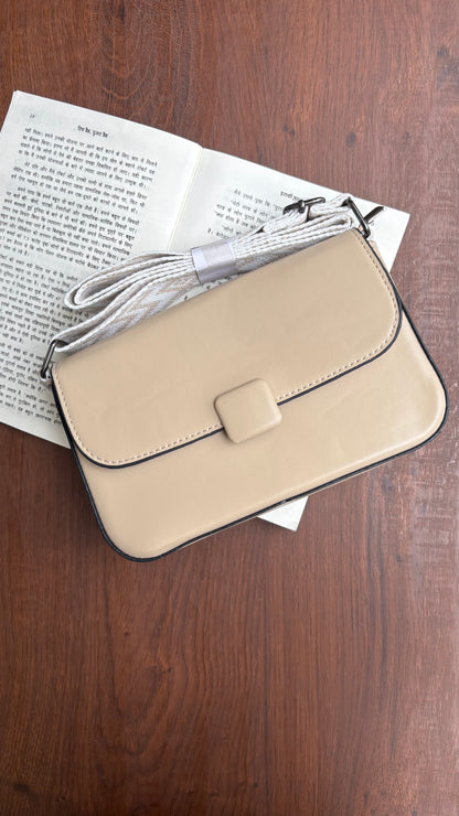 Aura Shoulder Bag