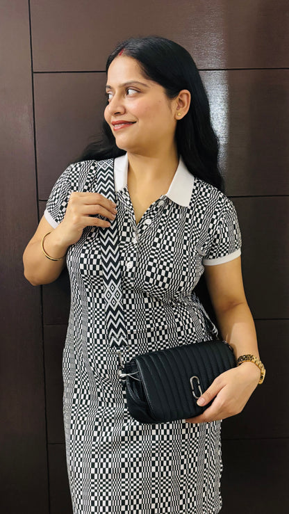Hand Bag with Broad Belt