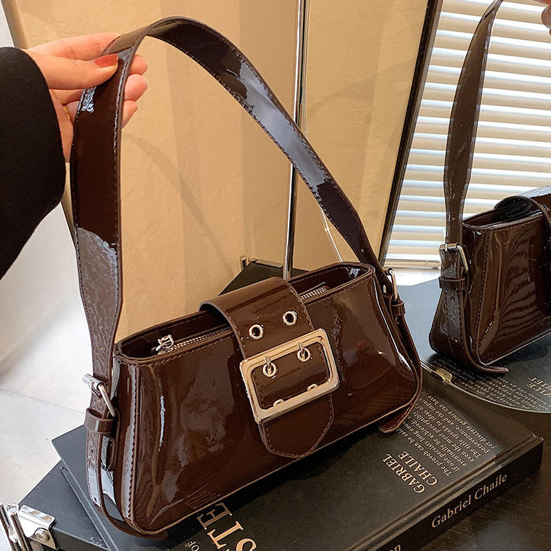 Glowra Shoulder Bag